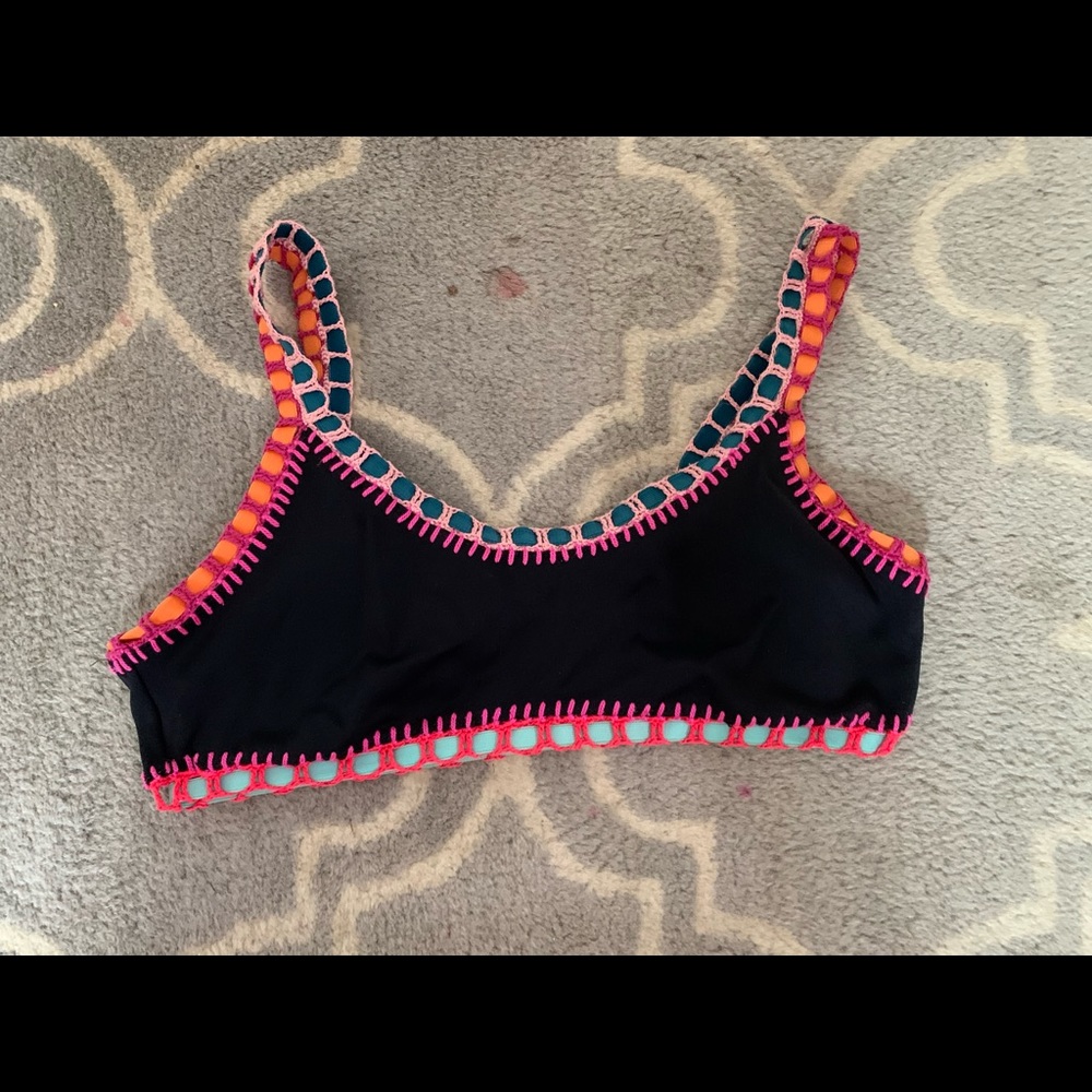 Bikini top